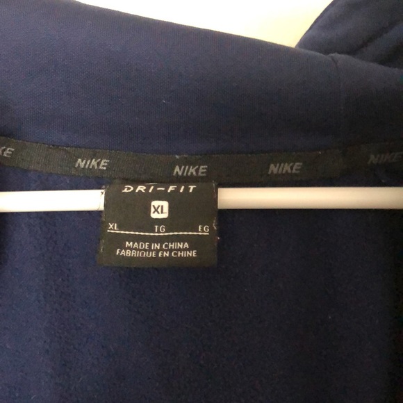 Nike hoodie - Picture 3 of 4